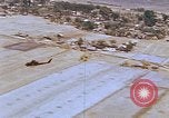 Standbild riverine Boote Vietnam, 1968, aus Sekunde 60 historischem Filmmaterial Videoclip 65675040352