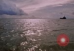 Standbild USS Harnett County South Vietnam, 1967, aus Sekunde 7 historischem Filmmaterial Videoclip 65675040355