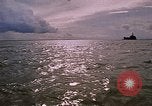 Standbild USS Harnett County South Vietnam, 1967, aus Sekunde 9 historischem Filmmaterial Videoclip 65675040355