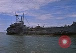 Standbild USS Harnett County South Vietnam, 1967, aus Sekunde 11 historischem Filmmaterial Videoclip 65675040355