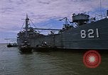 Standbild USS Harnett County South Vietnam, 1967, aus Sekunde 19 historischem Filmmaterial Videoclip 65675040355