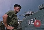 Immagine di USS Harnet County Vietnam del Sud, 1967, secondo 36 filmato di repertorio 65675040356