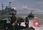 Immagine di USS Harnet County Vietnam del Sud, 1967, secondo 58 filmato di repertorio 65675040356