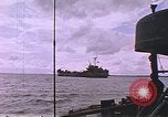 Immagine di USS Harnet County Vietnam del Sud, 1967, secondo 5 filmato di repertorio 65675040357