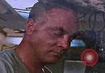 Immagine di Navy corpsman conduce clinica nel villaggio Vietnamita Vietnam del Sud, 1967, secondo 13 filmato di repertorio 65675040358