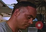 Immagine di Navy corpsman conduce clinica nel villaggio Vietnamita Vietnam del Sud, 1967, secondo 14 filmato di repertorio 65675040358
