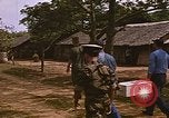 Immagine di Navy corpsman conduce clinica nel villaggio Vietnamita Vietnam del Sud, 1967, secondo 44 filmato di repertorio 65675040358