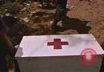 Immagine di Navy corpsman conduce clinica nel villaggio Vietnamita Vietnam del Sud, 1967, secondo 47 filmato di repertorio 65675040358