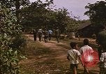 Immagine di Navy corpsman conduce clinica nel villaggio Vietnamita Vietnam del Sud, 1967, secondo 51 filmato di repertorio 65675040358