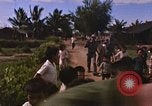 Immagine di Navy corpsman conduce clinica nel villaggio Vietnamita Vietnam del Sud, 1967, secondo 59 filmato di repertorio 65675040358