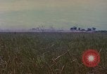 Image UH-1D'hélicoptère Vietnam, 1968, de la seconde 46 séquences d'archives historiques vidéo 65675040361