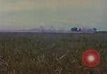 Image UH-1D'hélicoptère Vietnam, 1968, de la seconde 48 séquences d'archives historiques vidéo 65675040361