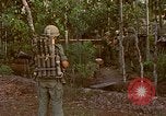 Standbild vietnamesischen Interpreter Vietnam, 1968, aus Sekunde 15 historischem Filmmaterial Videoclip 65675040365