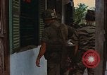 Standbild vietnamesischen Interpreter Vietnam, 1968, aus Sekunde 21 historischem Filmmaterial Videoclip 65675040365