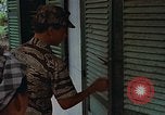 Standbild vietnamesischen Interpreter Vietnam, 1968, aus Sekunde 52 historischem Filmmaterial Videoclip 65675040365