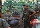 Standbild vietnamesischen Interpreter Vietnam, 1968, aus Sekunde 62 historischem Filmmaterial Videoclip 65675040365