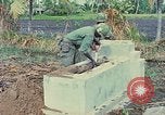Standbild ARVN Interpreter Vietnam, 1968, aus Sekunde 17 historischem Filmmaterial Videoclip 65675040366