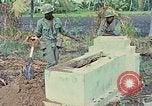 Standbild ARVN Interpreter Vietnam, 1968, aus Sekunde 22 historischem Filmmaterial Videoclip 65675040366