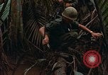 Standbild UH-1D Hubschrauber Vietnam, 1968, aus Sekunde 33 historischem Filmmaterial Videoclip 65675040367