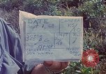 Standbild Viet Cong Gräber Vietnam, 1968, aus Sekunde 10 historischem Filmmaterial Videoclip 65675040368