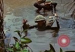 Standbild Aktivitäten Vietnam, 1968, aus Sekunde 4 historischem Filmmaterial Videoclip 65675040369