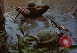 Standbild Aktivitäten Vietnam, 1968, aus Sekunde 8 historischem Filmmaterial Videoclip 65675040369