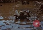 Standbild Aktivitäten Vietnam, 1968, aus Sekunde 15 historischem Filmmaterial Videoclip 65675040369