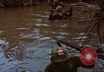 Standbild Aktivitäten Vietnam, 1968, aus Sekunde 21 historischem Filmmaterial Videoclip 65675040369