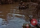 Standbild Aktivitäten Vietnam, 1968, aus Sekunde 22 historischem Filmmaterial Videoclip 65675040369