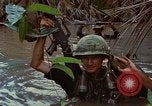 Standbild Aktivitäten Vietnam, 1968, aus Sekunde 28 historischem Filmmaterial Videoclip 65675040369