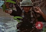 Standbild Aktivitäten Vietnam, 1968, aus Sekunde 29 historischem Filmmaterial Videoclip 65675040369