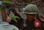 Standbild Aktivitäten Vietnam, 1968, aus Sekunde 30 historischem Filmmaterial Videoclip 65675040369