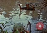 Standbild Aktivitäten Vietnam, 1968, aus Sekunde 58 historischem Filmmaterial Videoclip 65675040369