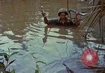 Standbild Aktivitäten Vietnam, 1968, aus Sekunde 59 historischem Filmmaterial Videoclip 65675040369