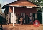 Standbild Gebäude Kirche Vietnam, 1965, aus Sekunde 34 historischem Filmmaterial Videoclip 65675040370
