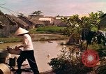 Standbild Native Bevölkerung in Vietnam Vietnam, 1965, aus Sekunde 11 historischem Filmmaterial Videoclip 65675040371