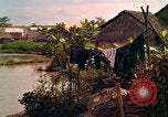 Standbild Native Bevölkerung in Vietnam Vietnam, 1965, aus Sekunde 23 historischem Filmmaterial Videoclip 65675040371
