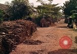 Standbild Native Bevölkerung in Vietnam Vietnam, 1965, aus Sekunde 33 historischem Filmmaterial Videoclip 65675040371