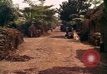 Standbild Native Bevölkerung in Vietnam Vietnam, 1965, aus Sekunde 35 historischem Filmmaterial Videoclip 65675040371