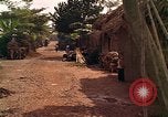Standbild Native Bevölkerung in Vietnam Vietnam, 1965, aus Sekunde 46 historischem Filmmaterial Videoclip 65675040371