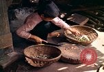 Standbild Native Bevölkerung in Vietnam Vietnam, 1965, aus Sekunde 56 historischem Filmmaterial Videoclip 65675040371