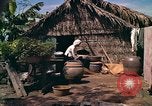 Standbild Native Bevölkerung in Vietnam Vietnam, 1965, aus Sekunde 36 historischem Filmmaterial Videoclip 65675040373