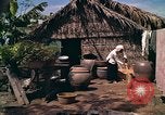 Standbild Native Bevölkerung in Vietnam Vietnam, 1965, aus Sekunde 43 historischem Filmmaterial Videoclip 65675040373