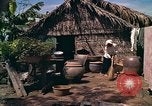 Standbild Native Bevölkerung in Vietnam Vietnam, 1965, aus Sekunde 44 historischem Filmmaterial Videoclip 65675040373