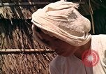 Standbild Native Bevölkerung in Vietnam Vietnam, 1965, aus Sekunde 56 historischem Filmmaterial Videoclip 65675040373