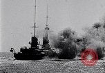 Standbild Dardanellen Allied Marine Kampf Ersten Weltkrieg Meerenge Dardanellen, 1915, aus Sekunde 44 historischem Filmmaterial Videoclip 65675040378
