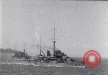 Standbild Dardanellen Allied Marine Kampf Ersten Weltkrieg Meerenge Dardanellen, 1915, aus Sekunde 61 historischem Filmmaterial Videoclip 65675040378