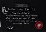 Standbild Retail District Los Angeles California USA, 1916, aus Sekunde 1 historischem Filmmaterial Videoclip 65675040392
