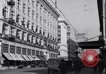 Standbild Retail District Los Angeles California USA, 1916, aus Sekunde 9 historischem Filmmaterial Videoclip 65675040392