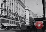 Standbild Retail District Los Angeles California USA, 1916, aus Sekunde 12 historischem Filmmaterial Videoclip 65675040392